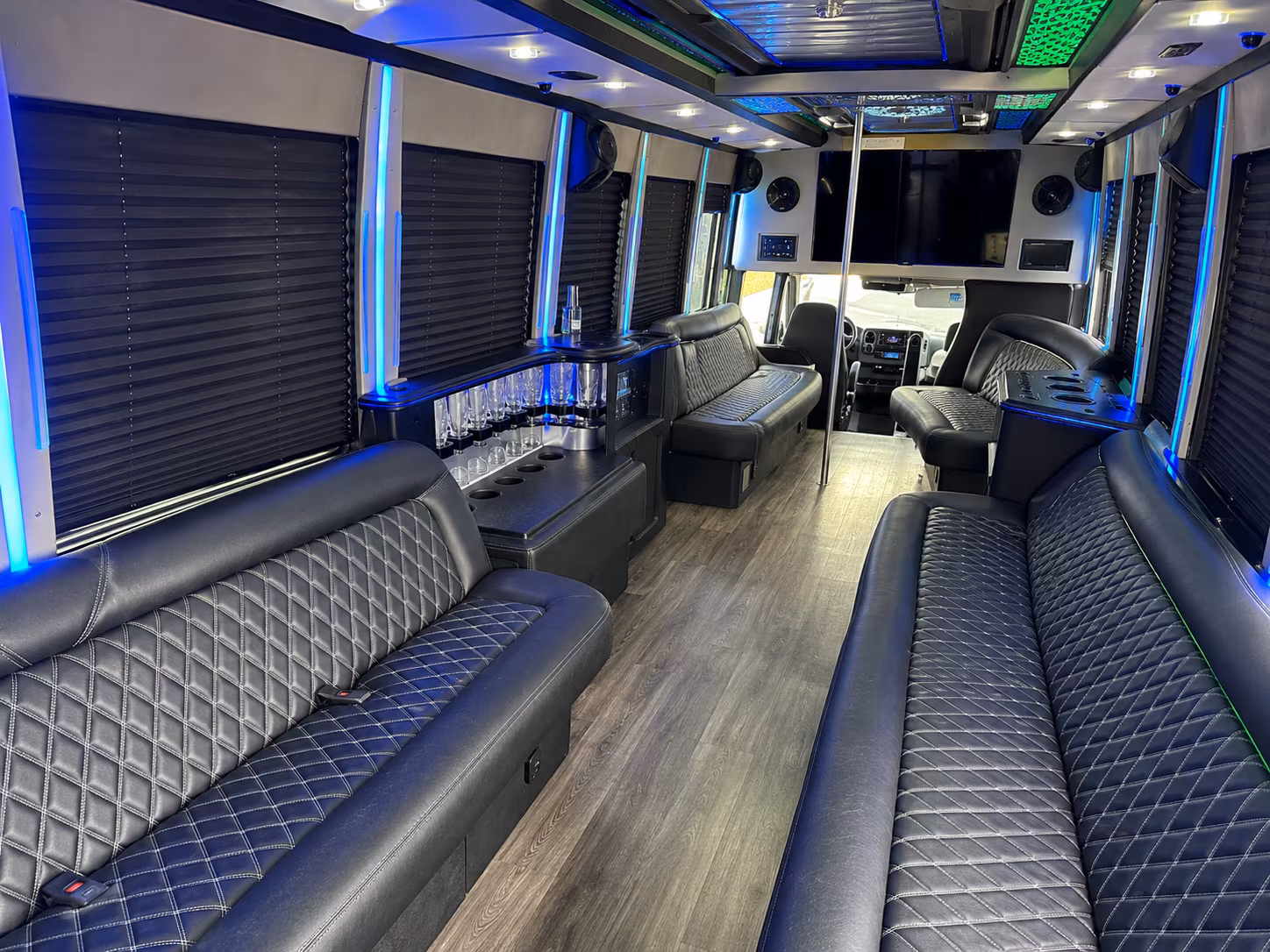 Orlando Birthday, Sweet 16, & Quinceañera Party Bus Rentals